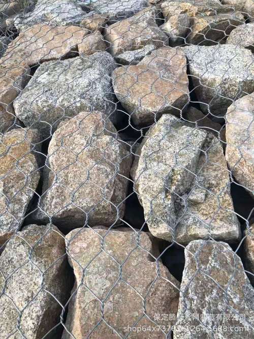 轻型石笼网垫在中小河流治理中的应用