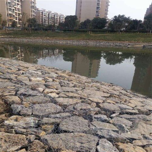 标准石笼网箱与轻型石笼网垫：中小河流治理的新思路