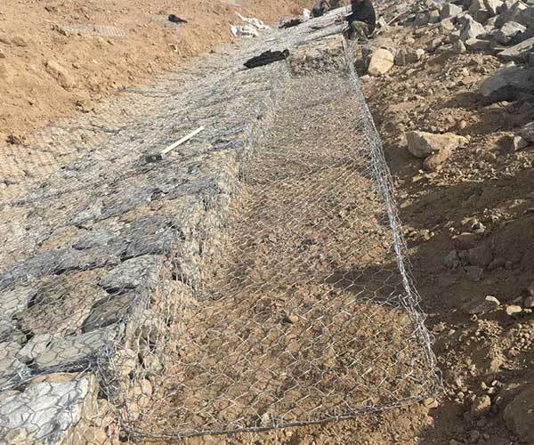 厂家定制格宾网解决方案：湿地生态修复的利器