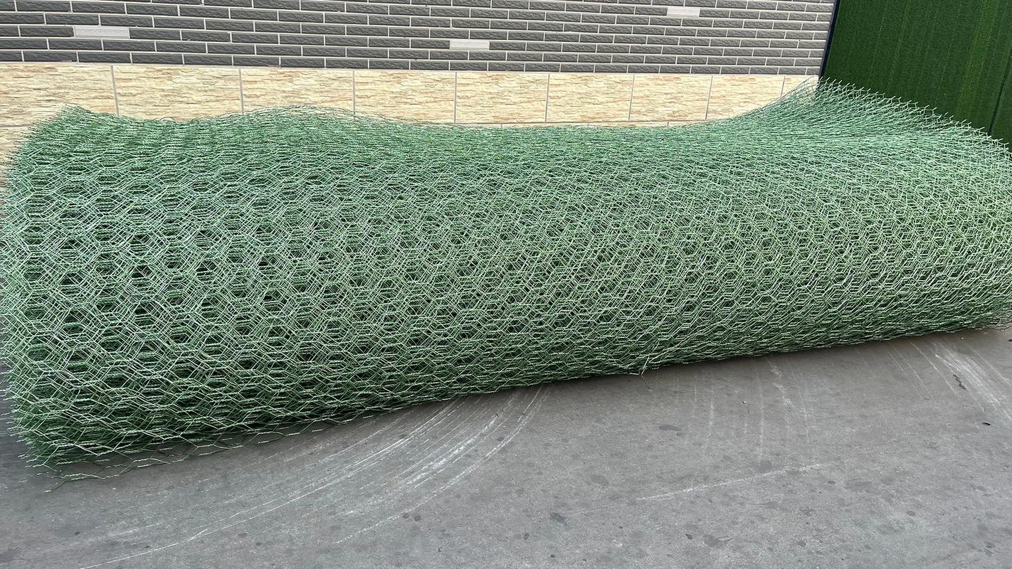 金属石笼网与钢筋石笼网的强度对比